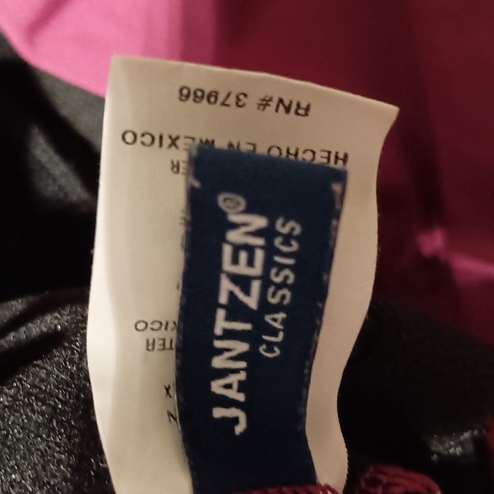 Jantzen Swimsuit - Picture 7 of 8